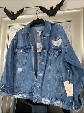 Forever 21 Light Blue Distressed Denim Jacket NWT